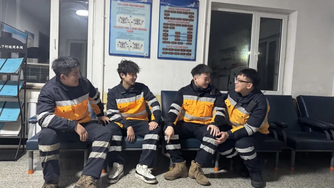 热姜汤、热奶茶持续供应!这个春运太暖了! 热姜汤、热奶茶持续供应!这个春运太暖了!