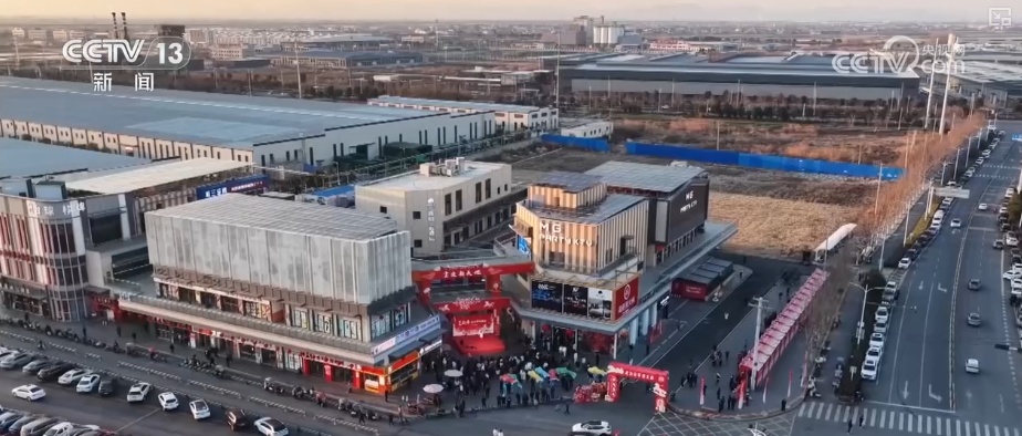 “小镇商业”焕新！品质升级、科技加持重塑小镇生活方式激活乡镇新消费