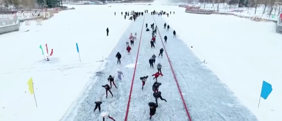 聚人气、添活力!特色花灯、非遗“串堂”、玩冰嬉雪 花样活动贺新春 聚人气、添活力!特色花灯、非遗“串堂”、玩冰嬉雪 花样活动贺新春