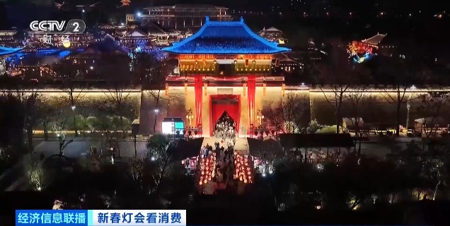 近10万人次涌入！横店，又火了！“酒店满房”“一天几百单”……