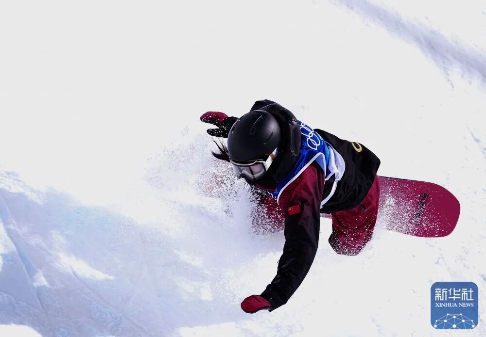 揪心!33岁老将刘佳宇比赛时重摔落地,被抬离赛场,伤情公布 揪心!33岁老将刘佳宇比赛时重摔落地,被抬离赛场,伤情公布