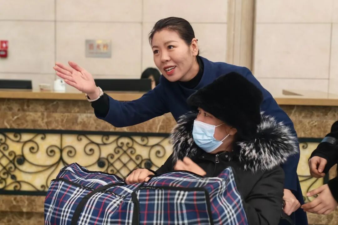 加挂4节车厢！这趟列车为何如此火爆？