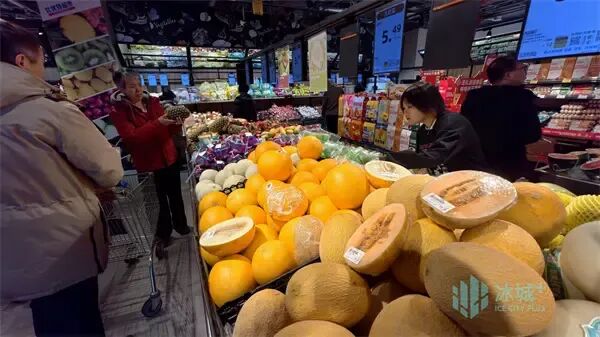 除夕将至年味浓！哈市年货采购迎高峰
