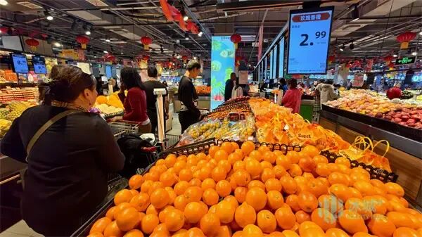 除夕将至年味浓！哈市年货采购迎高峰