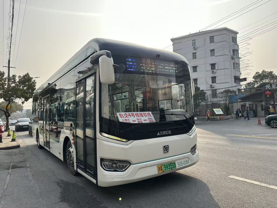 上海公布：地铁运营最新调整！3/4号线部分区段临时停运，免费公交将接驳，具体安排披露