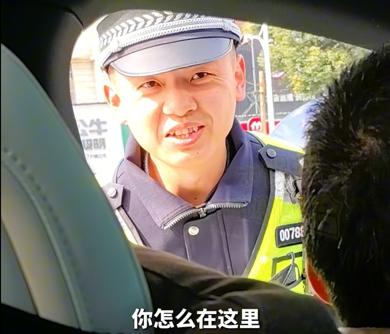 怎么办啊?查酒驾拦到未来岳父的车...... 怎么办啊?查酒驾拦到未来岳父的车......