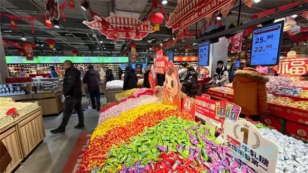 除夕将至年味浓！哈市年货采购迎高峰