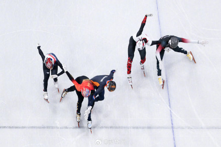 短道速滑综合：孙龙1000米夺银 荷兰队两金一纪录