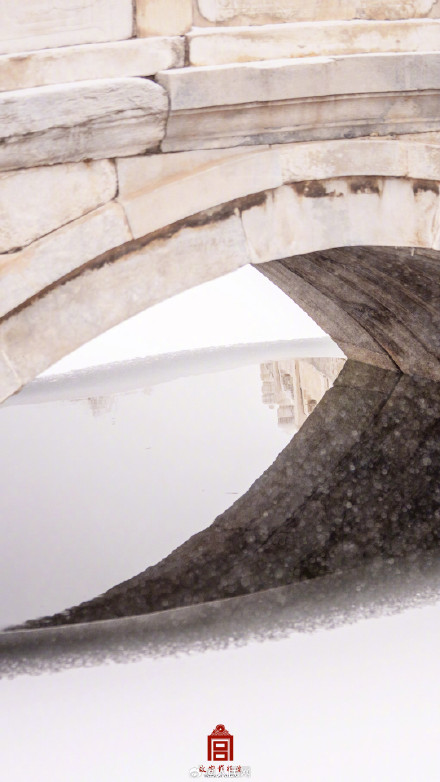 转存！故宫四季壁纸安排上了