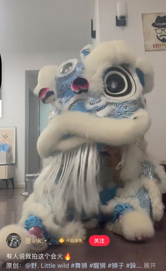 拼豆花灯、“邪修”年夜饭...第一批“主理春节”的年轻人,已经玩嗨了! 拼豆花灯、“邪修”年夜饭...第一批“主理春节”的年轻人,已经玩嗨了!