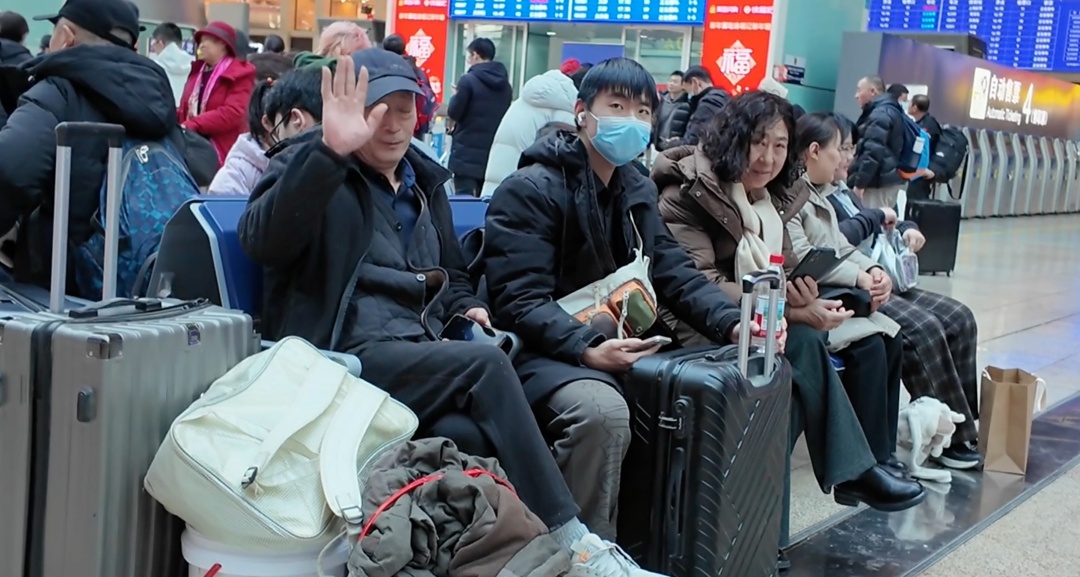中国人写给春节的情书，落款是：马上回家！