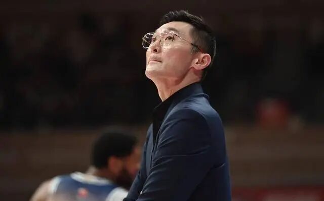 新疆男篮官宣主教练刘炜因身体原因辞职，刘炜发文感谢：祝愿新疆篮球越来越好