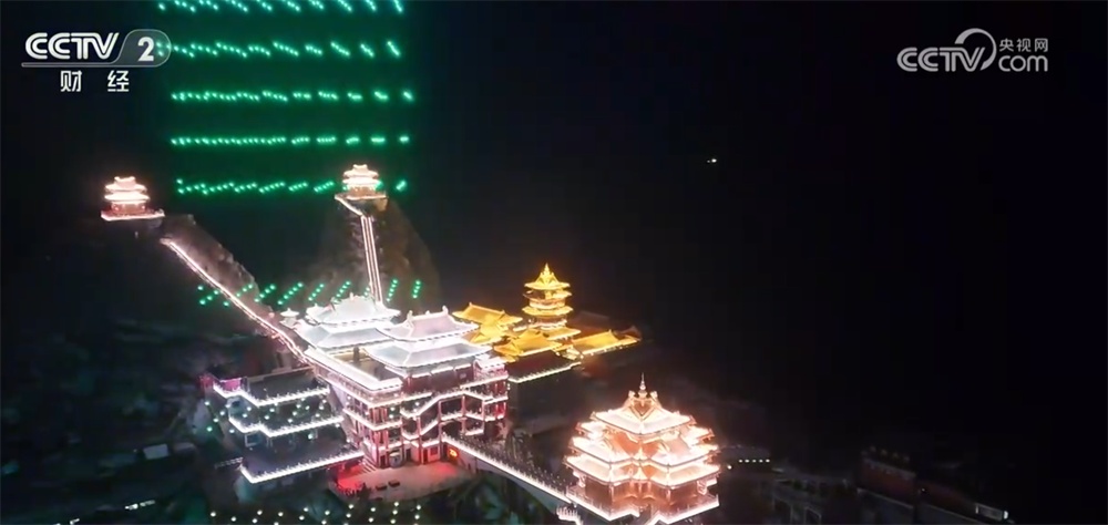 传统与科技交织撬动节日消费新场景 从“年货经济”看经济增长新动能