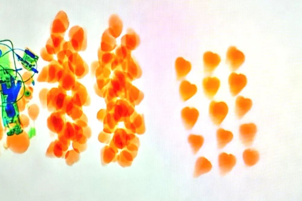 安检仪扫出满屏的“小红心”，到底是啥？