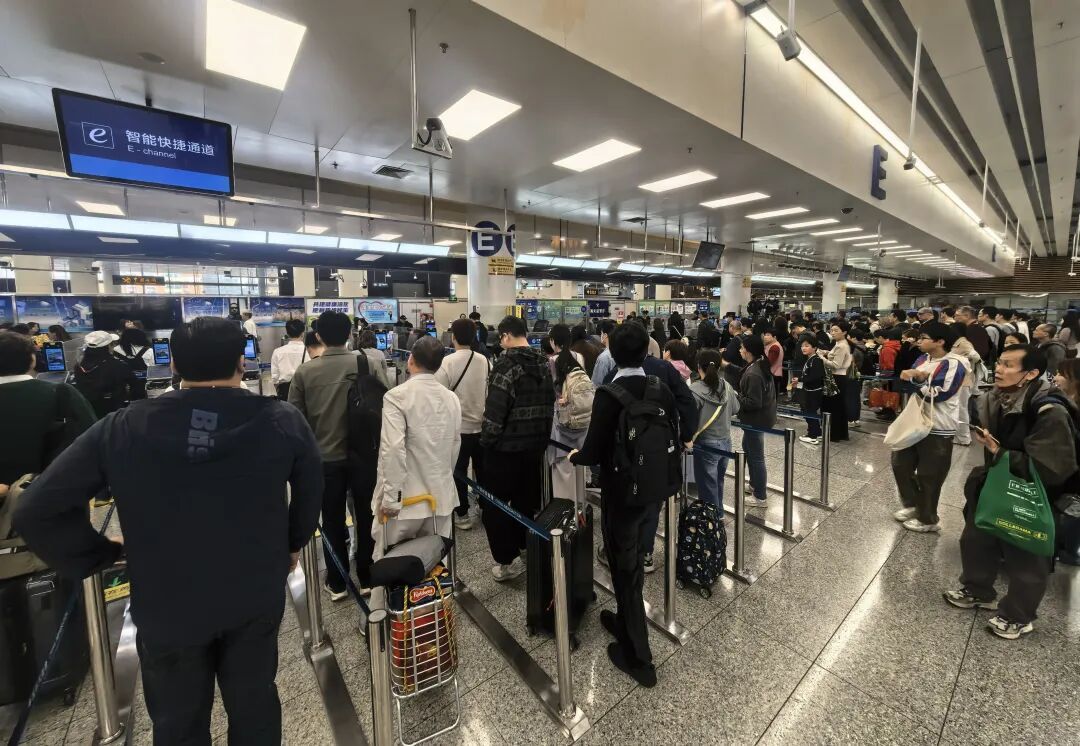 日均84万人次，高峰期或将突破105万！深圳口岸将迎客流高峰