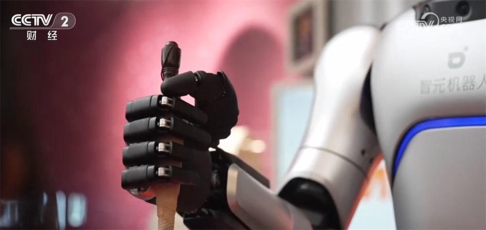 传统与科技交织撬动节日消费新场景 从“年货经济”看经济增长新动能