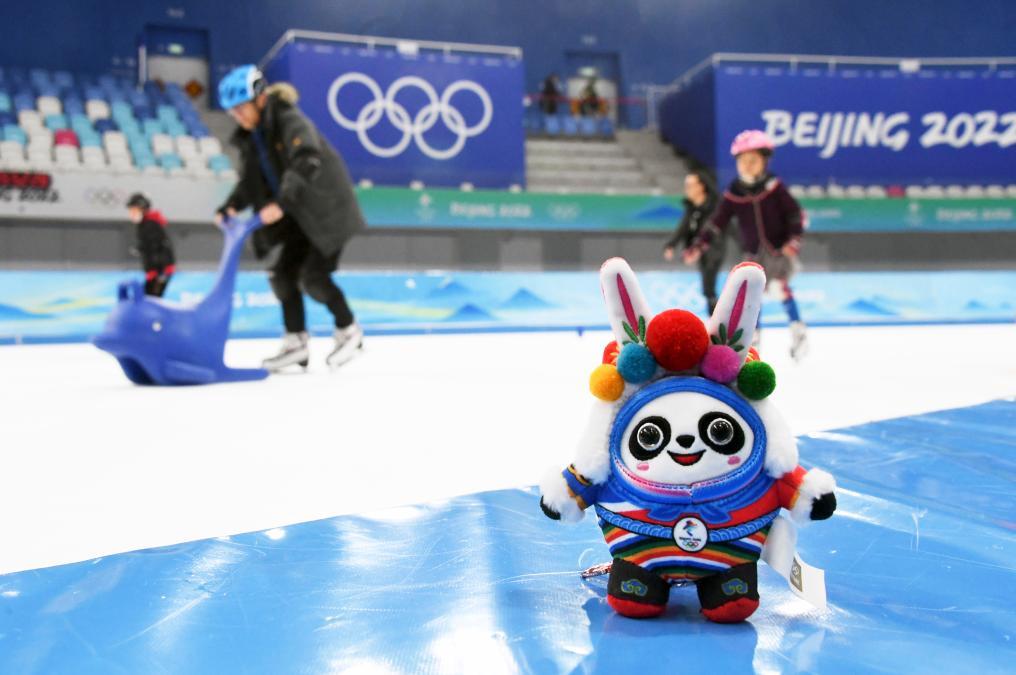 国际奥委会主席捧在手心的这只“熊猫” 依旧是顶流! 国际奥委会主席捧在手心的这只“熊猫” 依旧是顶流!