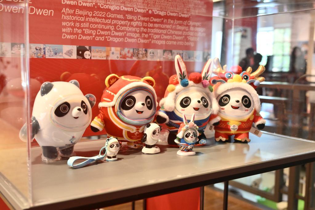 国际奥委会主席捧在手心的这只“熊猫” 依旧是顶流! 国际奥委会主席捧在手心的这只“熊猫” 依旧是顶流!