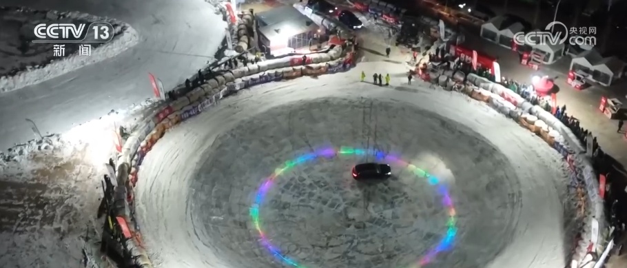 “冰雪+文化+创意”玩法上“新”将流量变增量 点燃春节文旅消费 “冰雪+文化+创意”玩法上“新”将流量变增量 点燃春节文旅消费