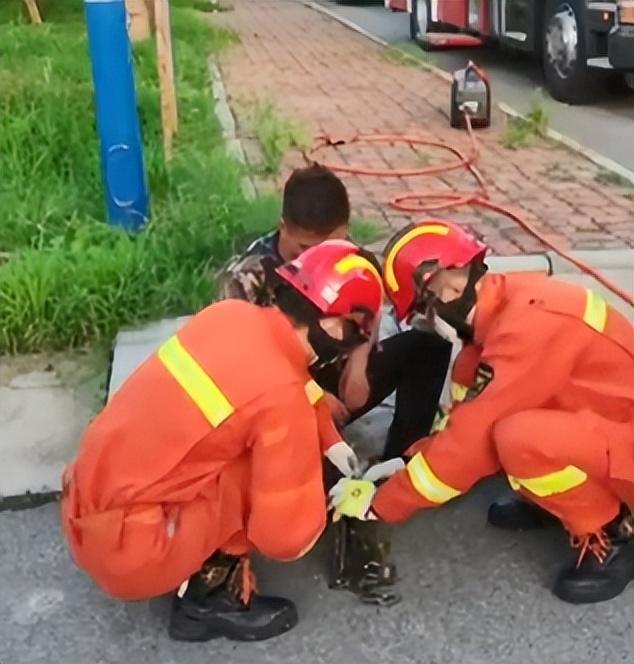 一斤酒下肚后,18岁的他给自己选了个最危险“床位”! 一斤酒下肚后,18岁的他给自己选了个最危险“床位”!