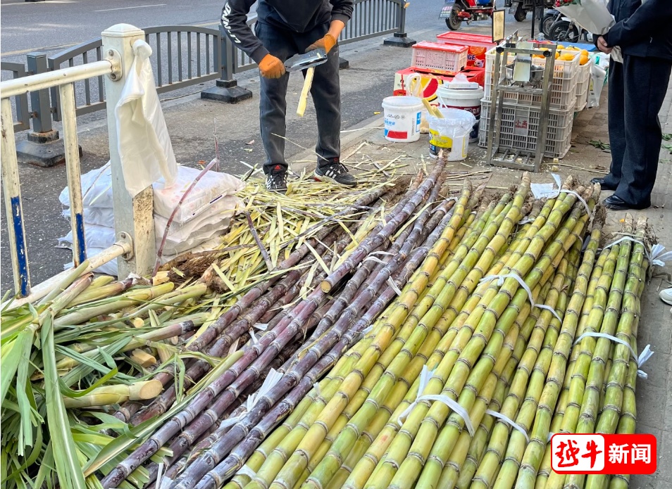 一根甘蔗87元?!男子称付完钱才反应过来,已退款! 一根甘蔗87元?!男子称付完钱才反应过来,已退款!