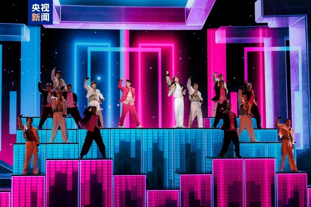 王菲、李健、郭富城、王一博、易烊千玺将献唱,央视春晚最新剧透 王菲、李健、郭富城、王一博、易烊千玺将献唱,央视春晚最新剧透