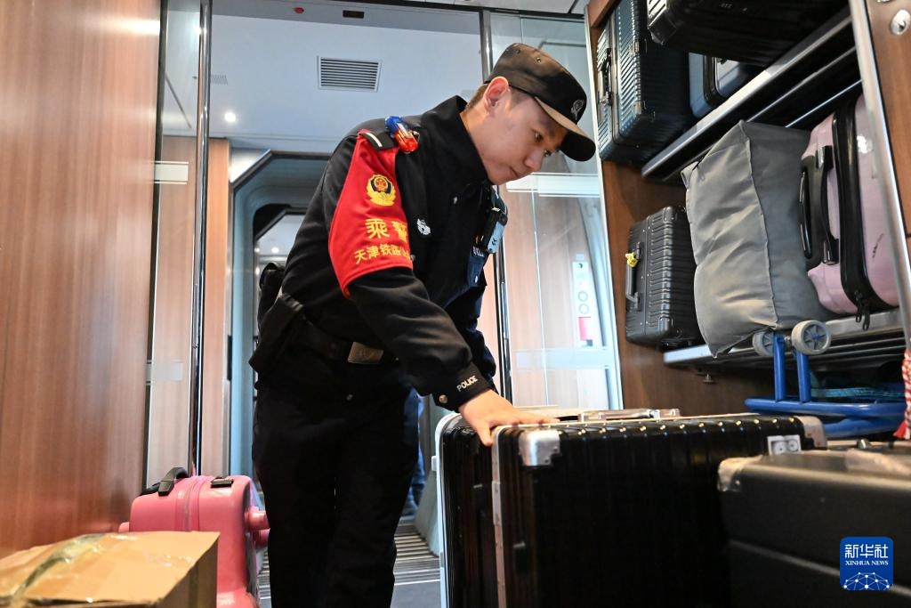 新春走基层丨护送万千乡愁 奔赴团圆之路