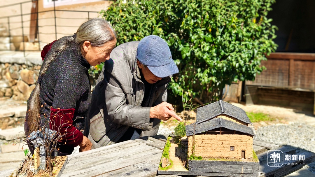 浙江男子为乡愁造了一座微缩老屋，看哭无数网友