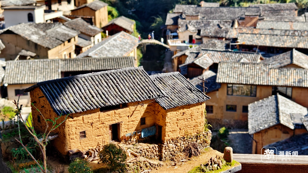 浙江男子为乡愁造了一座微缩老屋，看哭无数网友