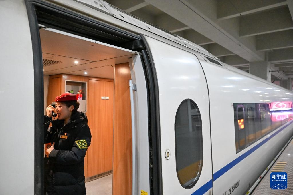 新春走基层丨护送万千乡愁 奔赴团圆之路