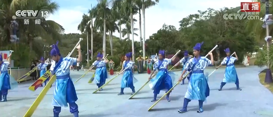 旅游旺季叠加“封关”热潮 自贸港开放喜迎客 丝路欢腾贺新春