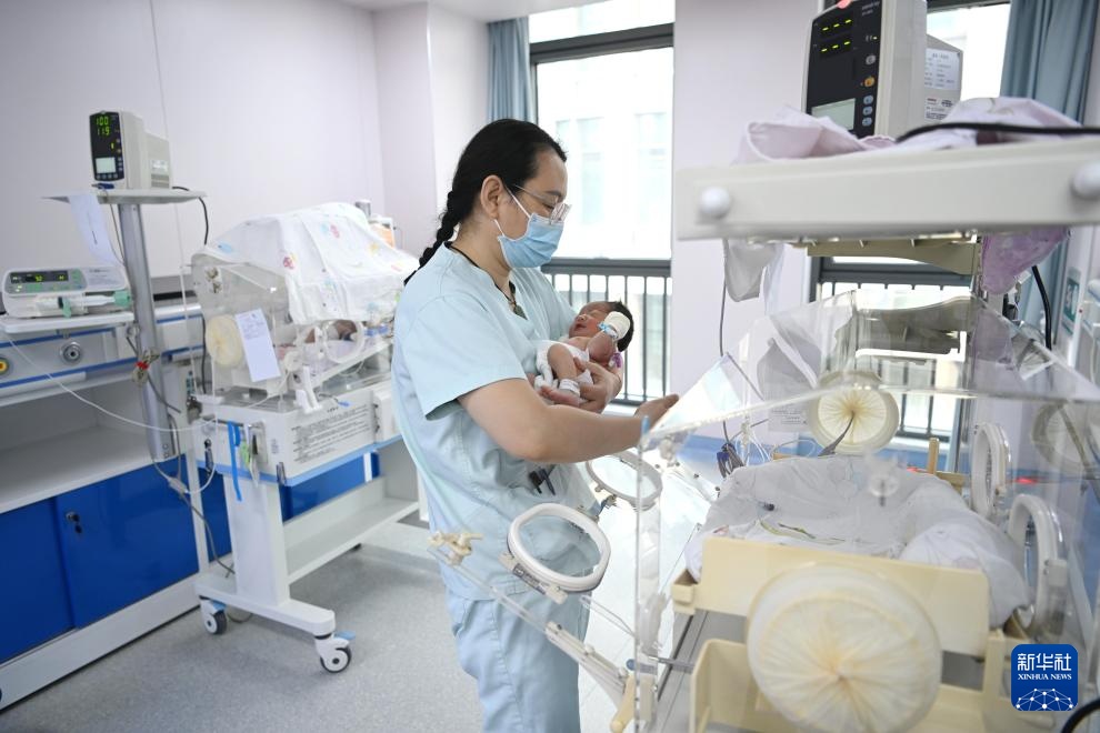 “代理妈妈”的别样除夕 “代理妈妈”的别样除夕