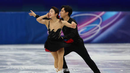 花滑葱桶组合顺利晋级 花滑葱桶组合顺利晋级