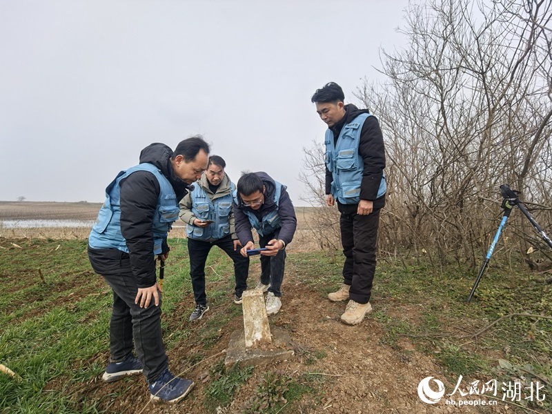 他们，和每一立方米“较劲”！