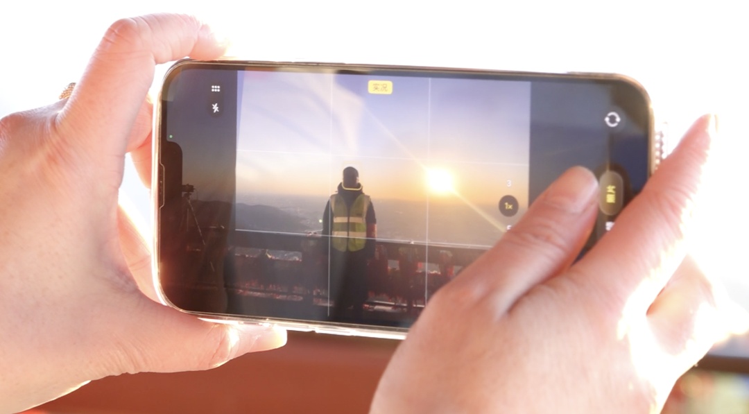 拍了8年别人的日出，今天轮到自己