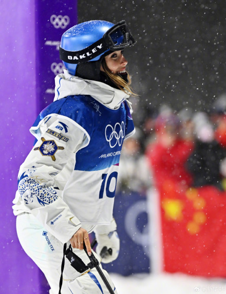 祝贺!谷爱凌大跳台银牌 祝贺!谷爱凌大跳台银牌