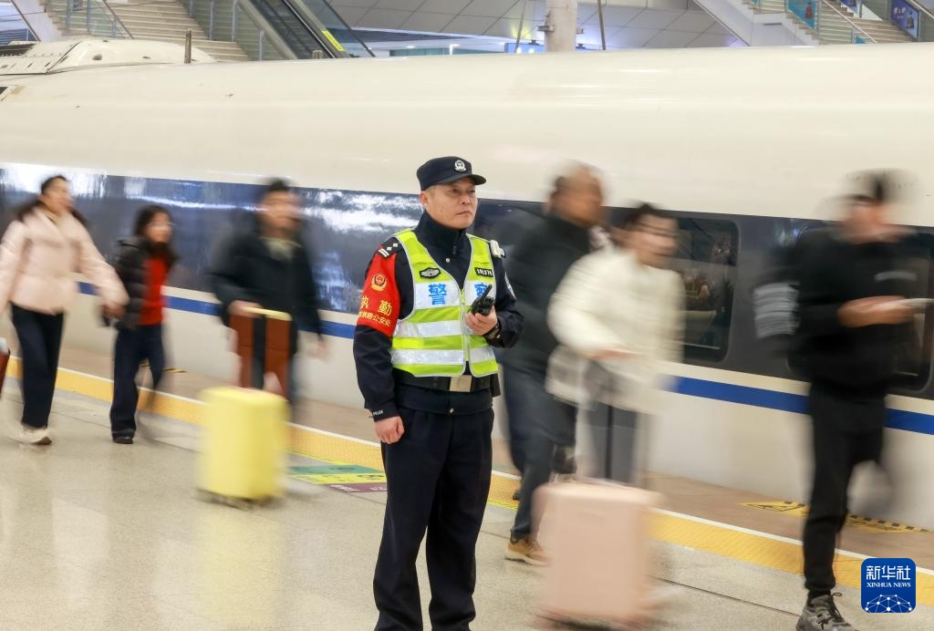 大年初一我在岗