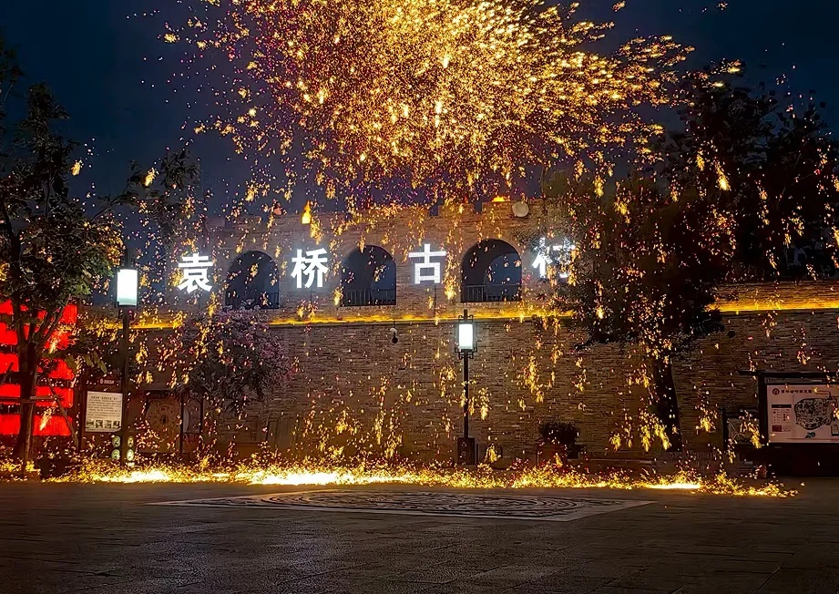村民当群演，鸡鸭有片酬！这个古村出圈了