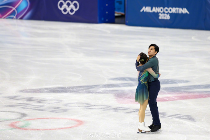 祝贺！“葱桶组合”双人滑第五