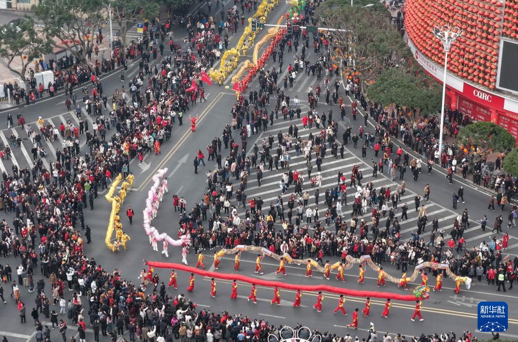重庆铜梁龙舞春节大巡游活动启幕