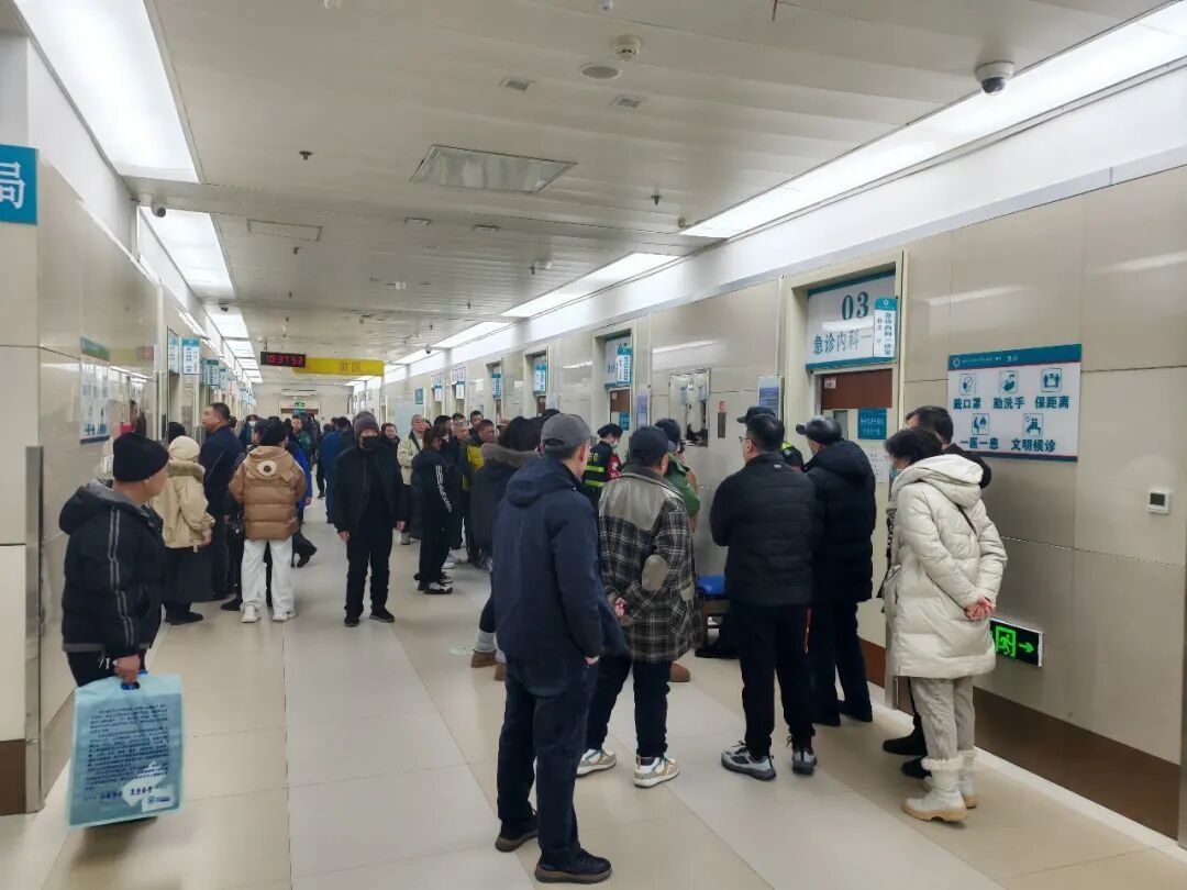 急诊室的春节,没有休假只有坚守 急诊室的春节,没有休假只有坚守