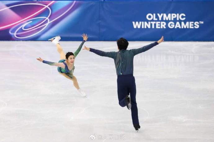 祝贺！“葱桶组合”双人滑第五