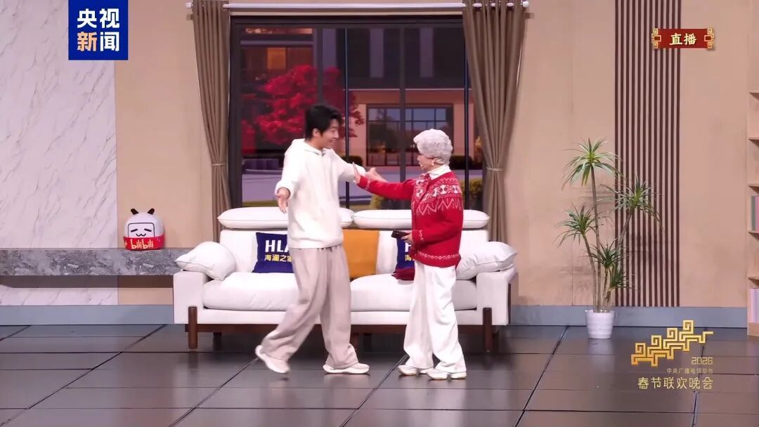 二刷才发现，小品《奶奶的最爱》原来还有这些伏笔