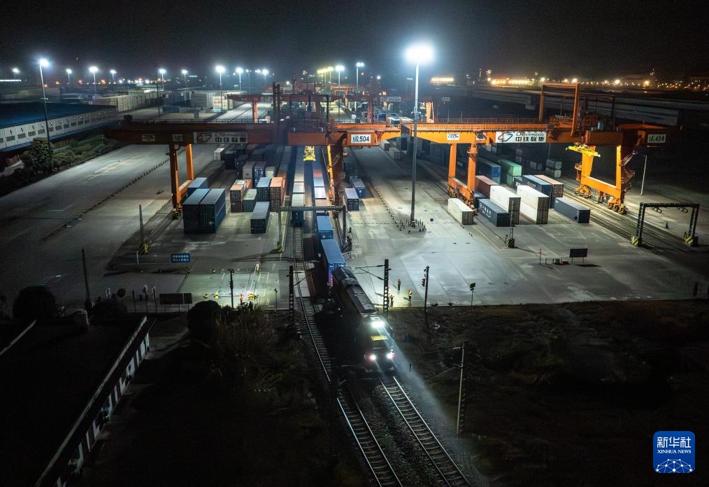 成都中欧班列马年首发