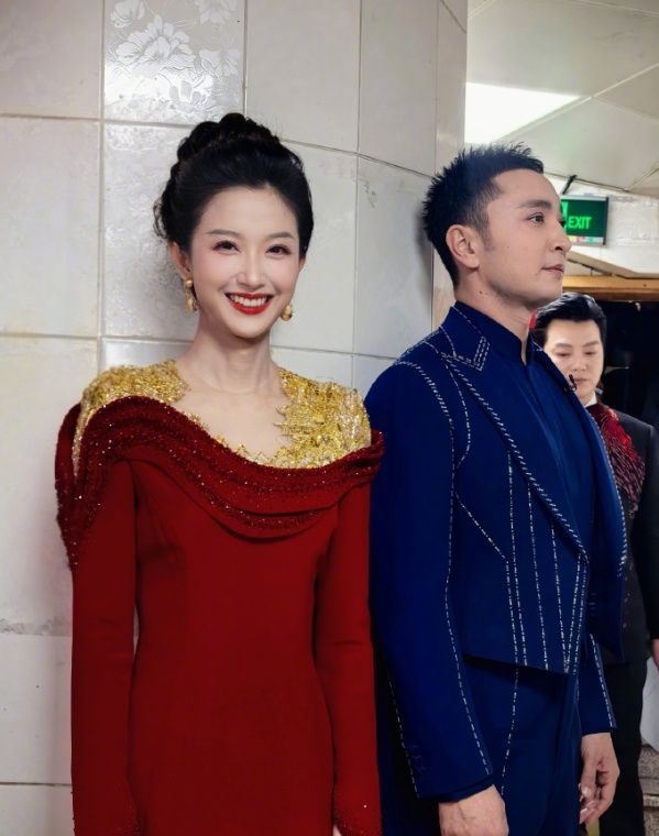 尼格买提春晚后发长文,“终于集齐十二生肖” 尼格买提春晚后发长文,“终于集齐十二生肖”