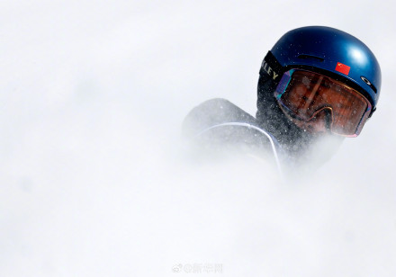 转发祝贺！苏翊鸣米兰冬奥会夺得金牌