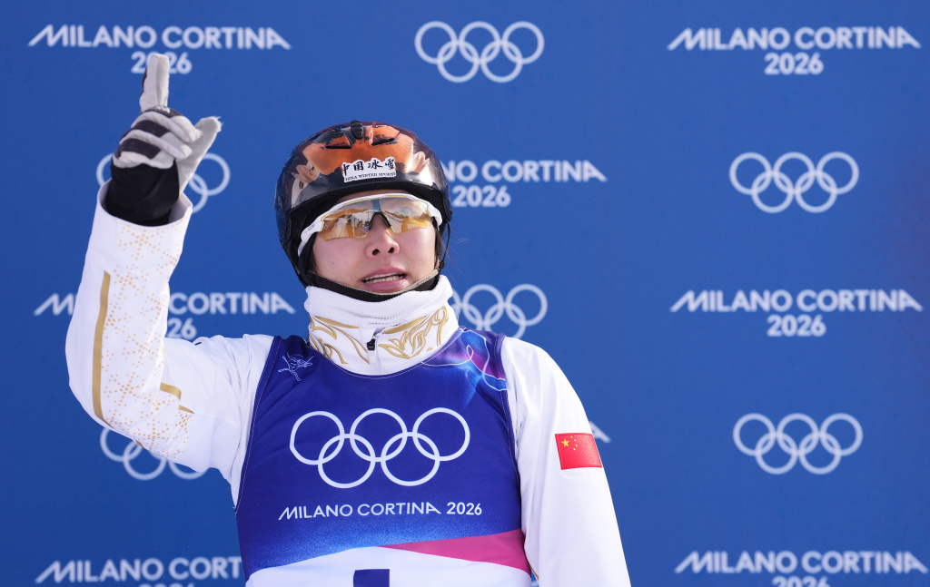 第二金！徐梦桃斩获自由式滑雪女子空中技巧金牌，邵琪摘铜