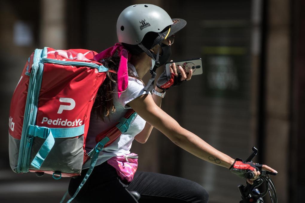 记者观察:食品贴上警示标签 智利欲全民瘦身? 记者观察:食品贴上警示标签 智利欲全民瘦身?