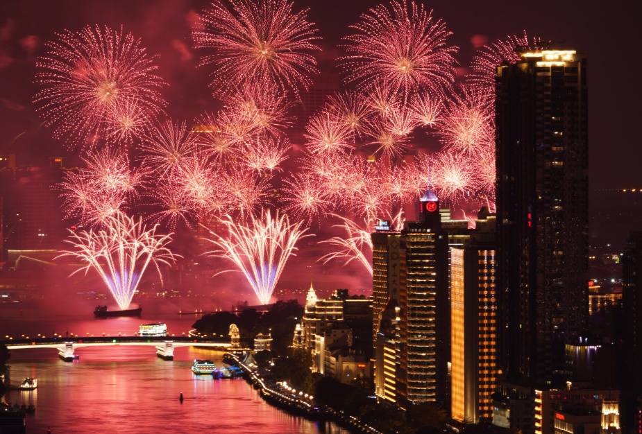 登上热搜！广州，太燃了！