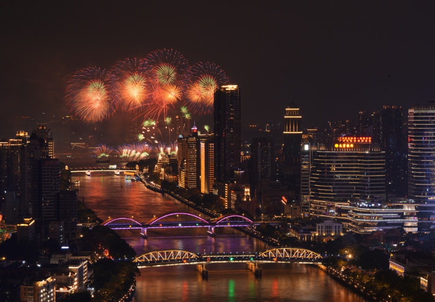 登上热搜！广州，太燃了！